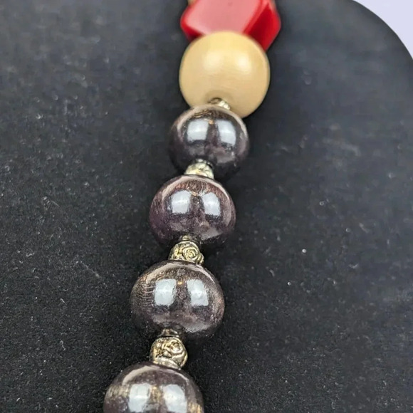 (2/$20) Vintage Red Cube Beaded Necklace - Picture 4 of 5
